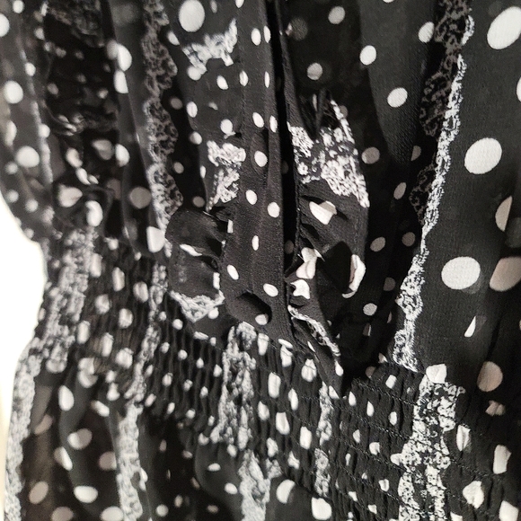 NWT Torrid Polka Dot Ruffled Tank Top - Picture 3 of 4